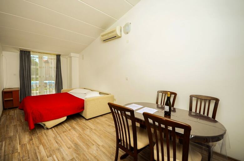 Apartments Romano
