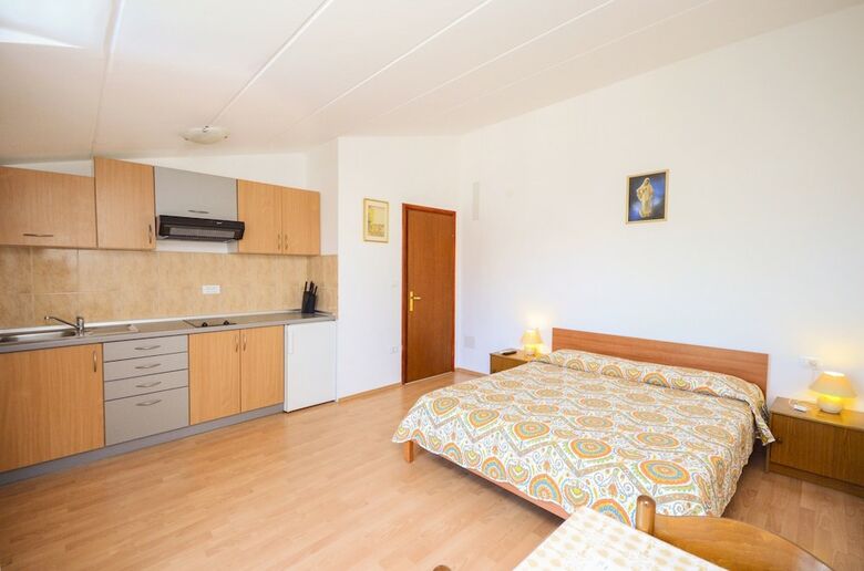Apartments Romano
