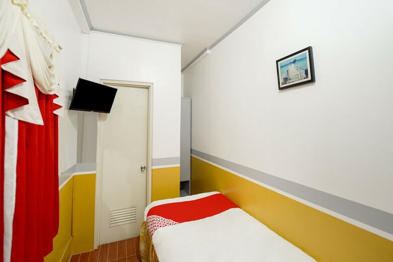 Hotel Oyo 418 Pensionne Alonso