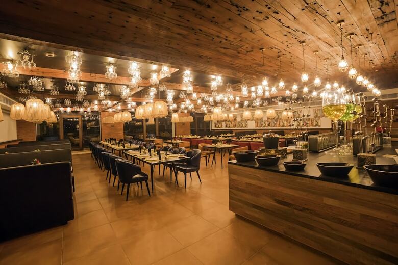 Hotel Sayaji Rajkot