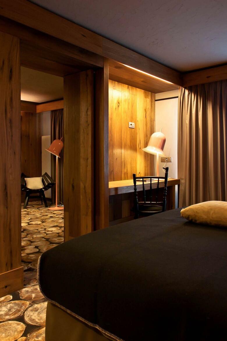 Alexander Charme Hotel