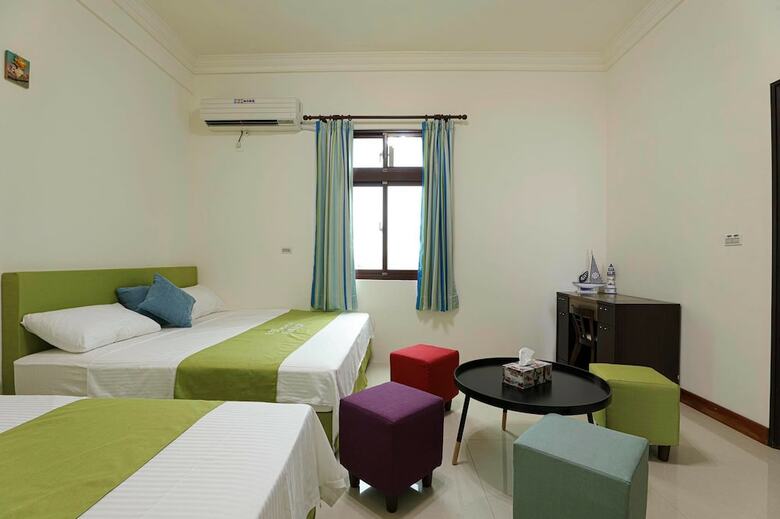 Hotel White Sand Bay Homestay