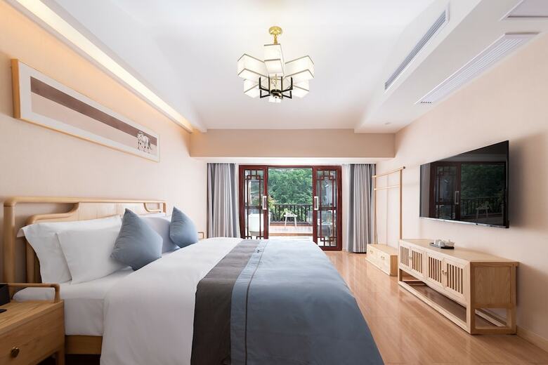 Hotel Pu Shu Man Jiang Jing Holiday Residence