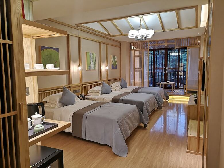 Hotel Pu Shu Man Jiang Jing Holiday Residence