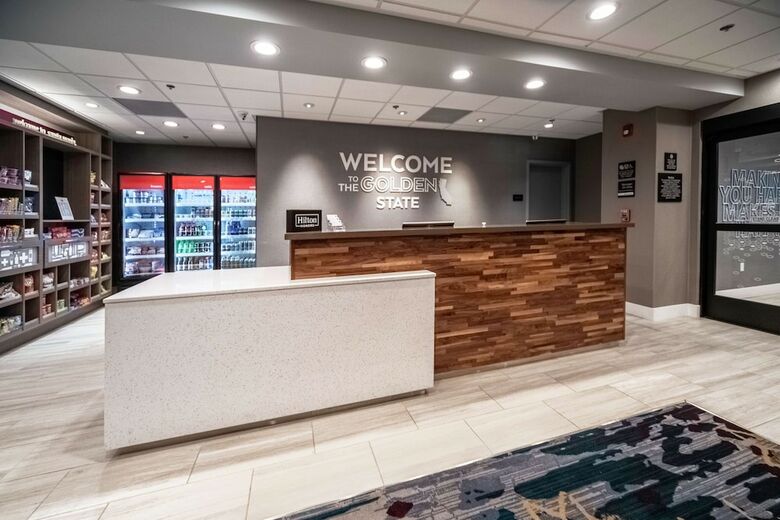 Hotel Hampton Inn & Suites Santa Maria