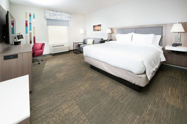 Hotel Hampton Inn & Suites Santa Maria