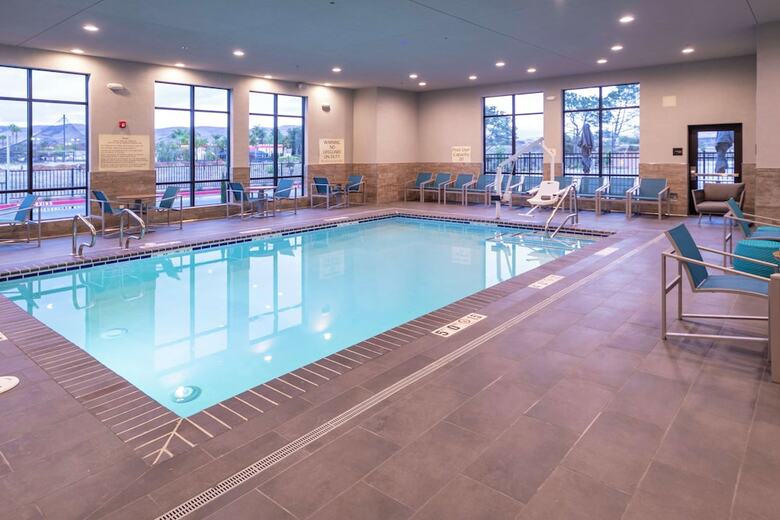 Hotel Hampton Inn & Suites Santa Maria