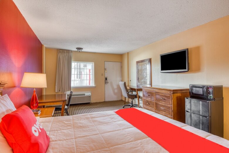 Oyo Hotel Jackson Fairgrounds I-55