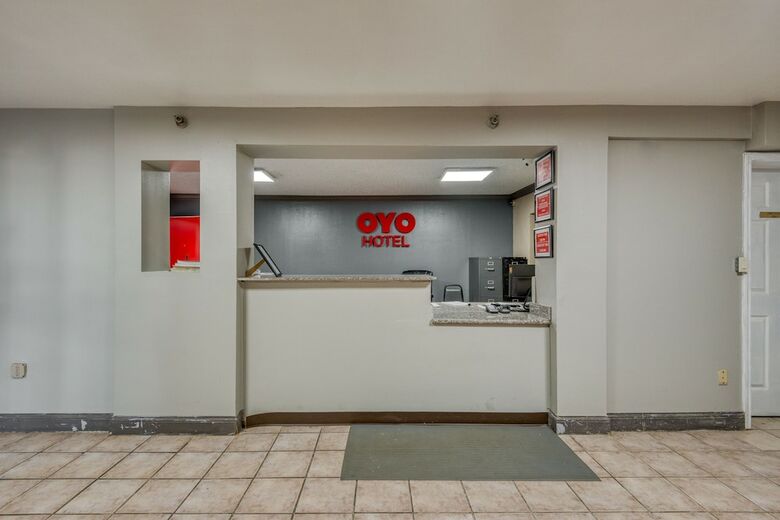 Oyo Hotel Jackson Fairgrounds I-55