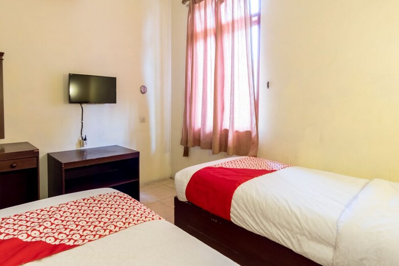 Oyo 1030 Hotel Bumi Asih