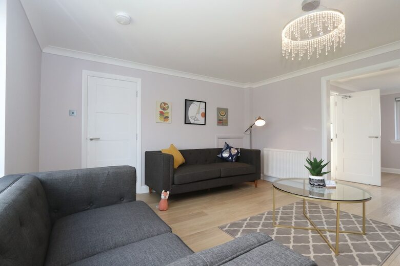 Dunfermline Luxury 3 Bedroom House