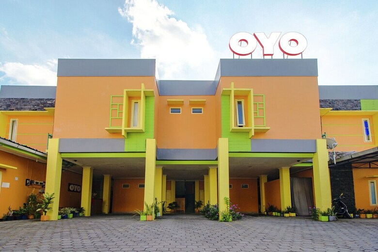 Hostal Oyo 1058 Paramon Mancasan