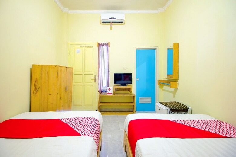 Hostal Oyo 1058 Paramon Mancasan