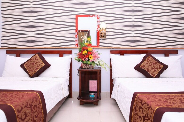 Cong Thuong Hotel