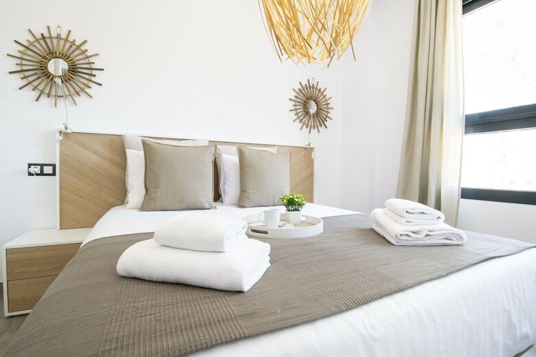Apartamentos Letmalaga Carlos Haya