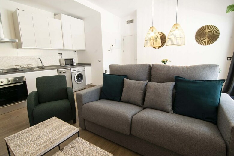Apartamentos Letmalaga Carlos Haya