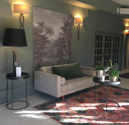 Hotel La Bastide De Cabri�s