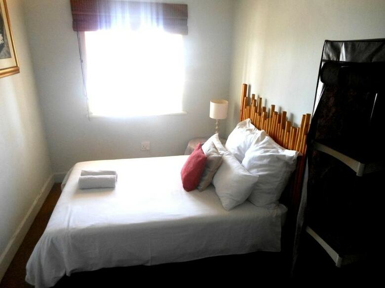 Hostal Bay Vista - Hostel
