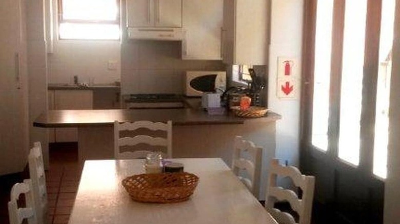 Hostal Bay Vista - Hostel
