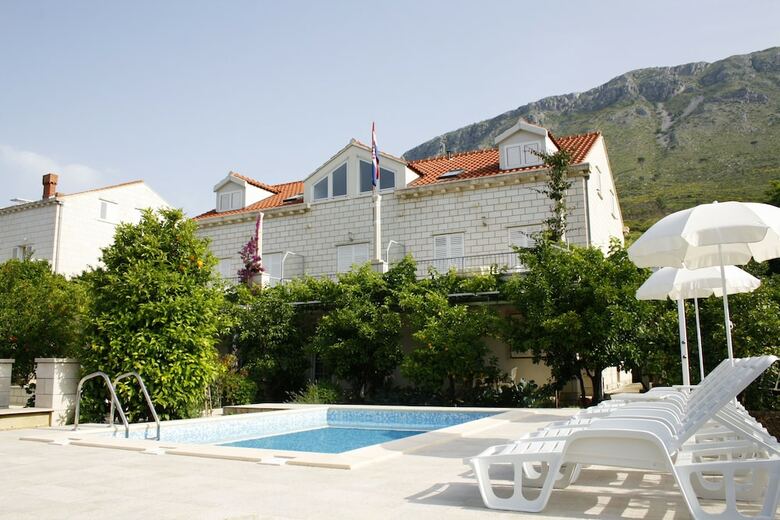 Hotel Villa Celenca