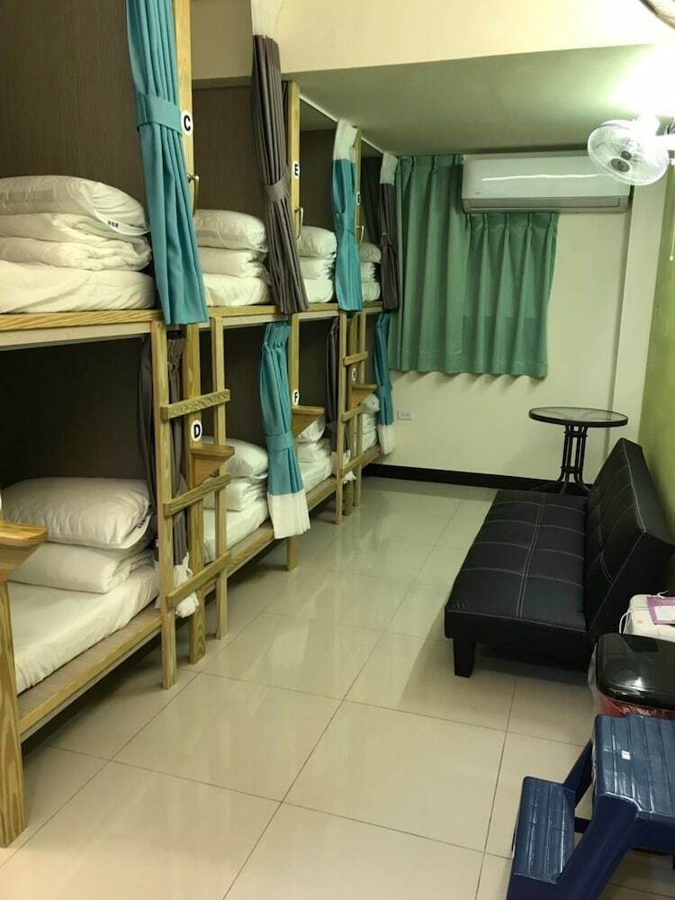 Han Yay Bay Hotel