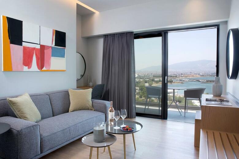 Hotel The Alex
