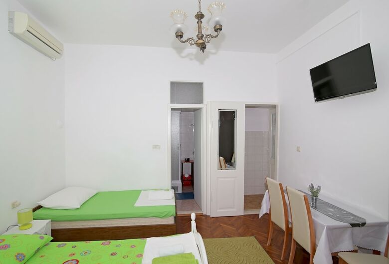Hotel Room & Studios Rina - Adults Only