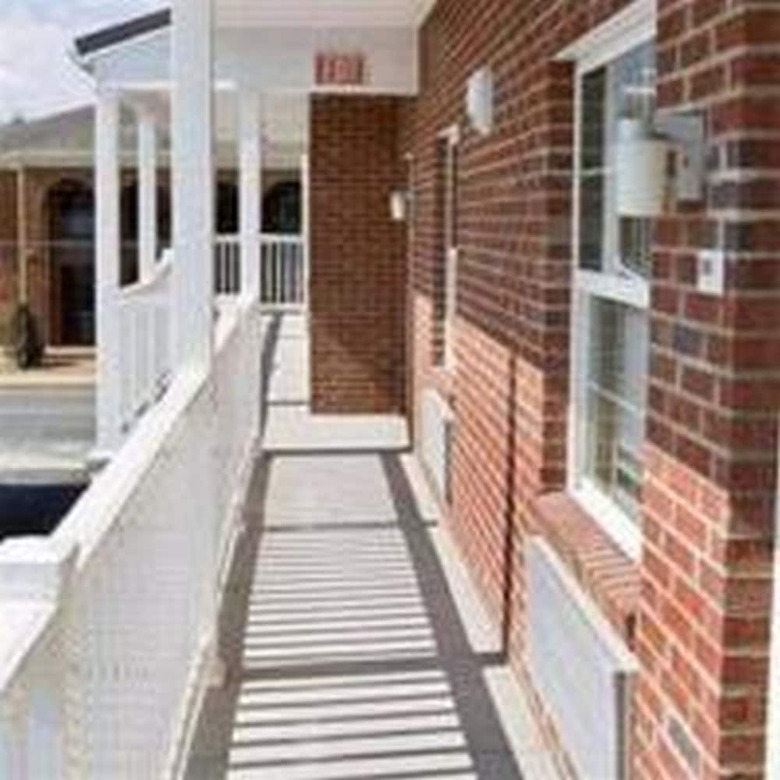 Hotel Crimson Inn By Kees Vacations