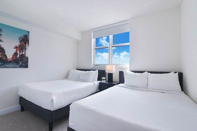 Luxury Sunny Isles Beach Condos By Hosteeva