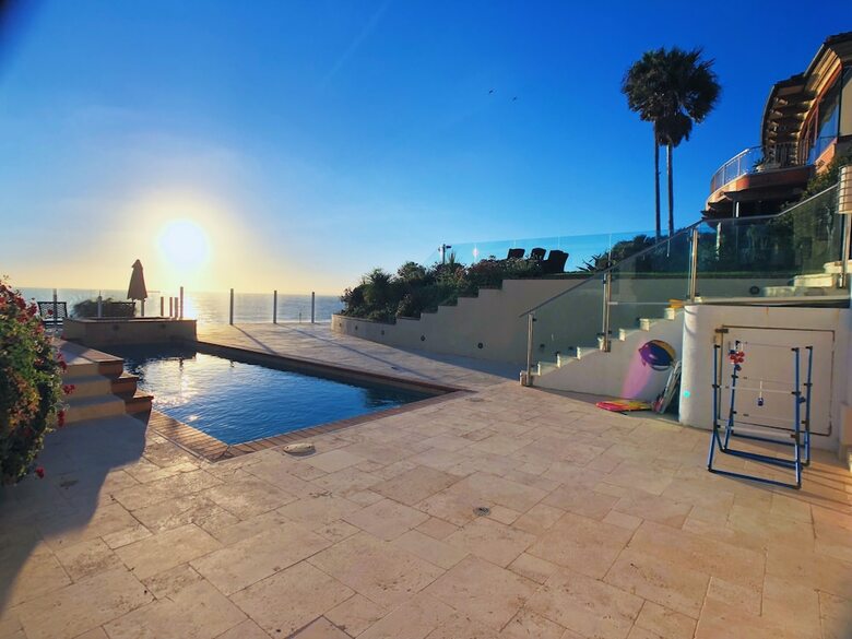 Villa Luxury Beachfront Estate & Private Beach.