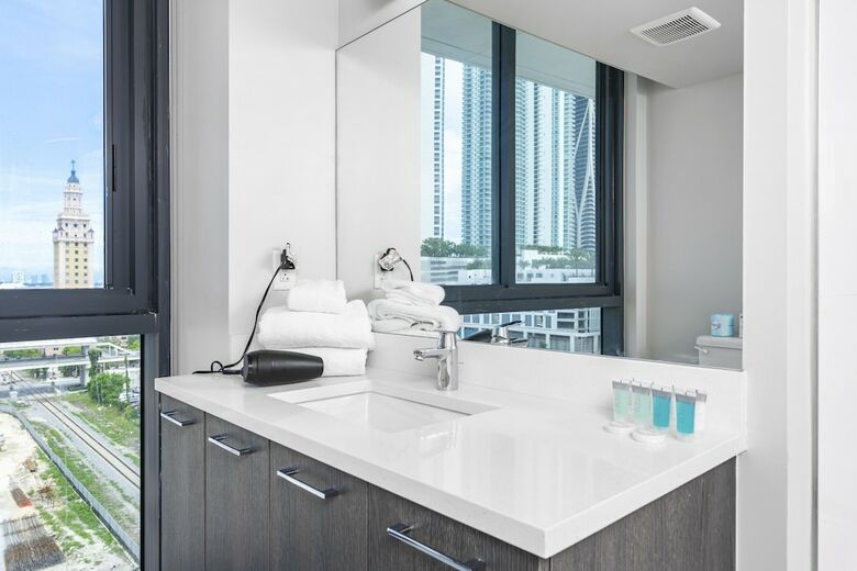 Apartamentos Bluebird Suites Downtown Brickell