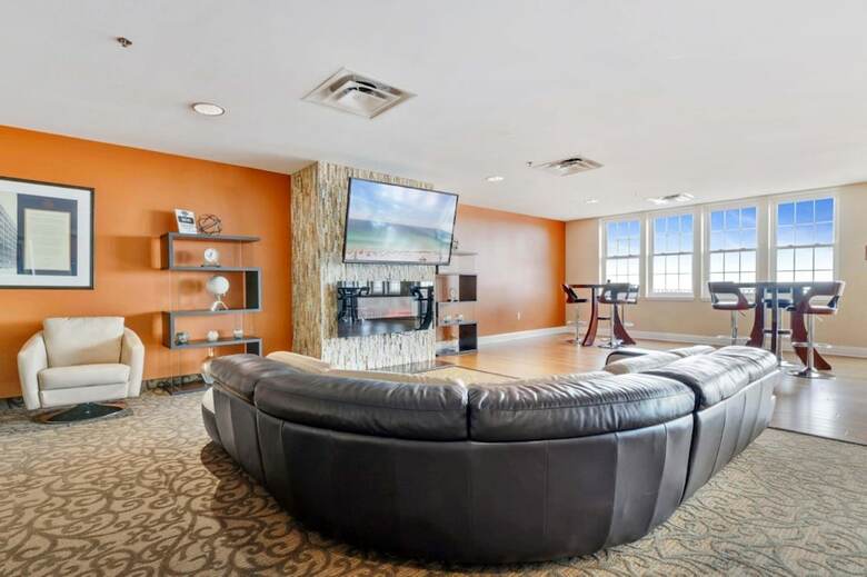Apartamentos Bluebird Suites At The Warehouse District