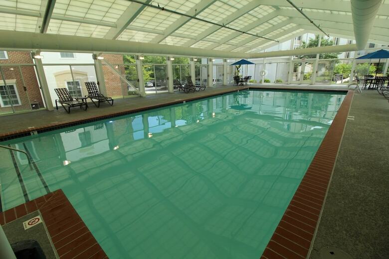 Hotel Patrick Henry Square By Kees Vacations