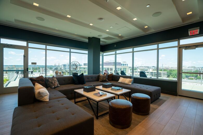Sobe Waterfront Apartments