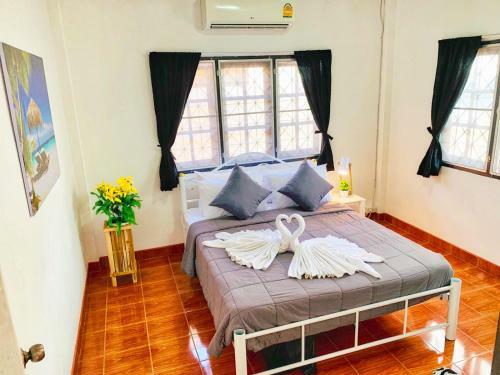 Thai Orange Villas