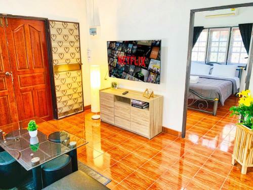 Thai Orange Villas