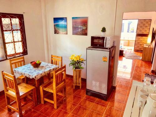 Thai Orange Villas