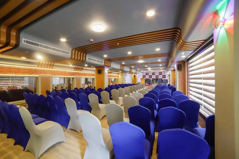 Hotel Bhavanam Regency