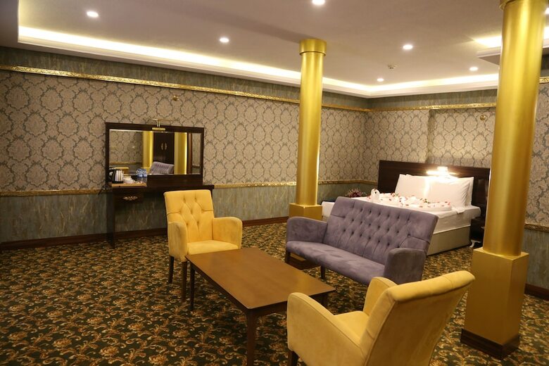 Marinn Deluxe Hotel