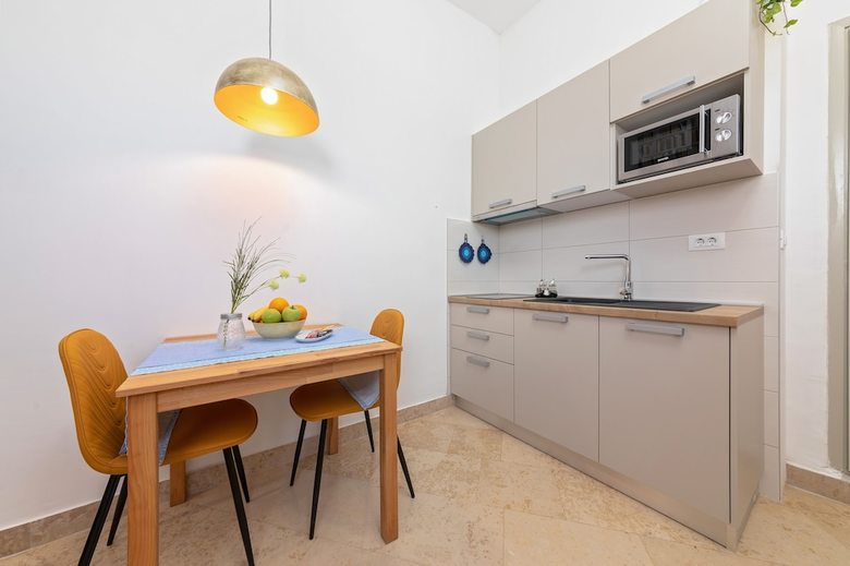 Apartment Arena