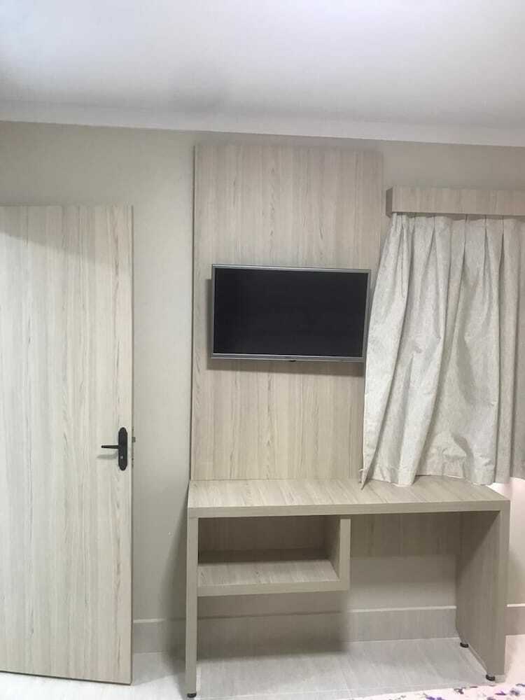 Hotel Di Roma Piazza Via Caldas