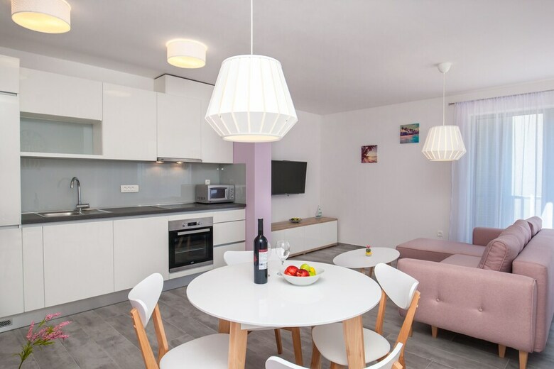 Apartments Dva Galeba