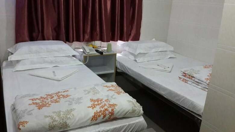 Hotel Merryland Guest House