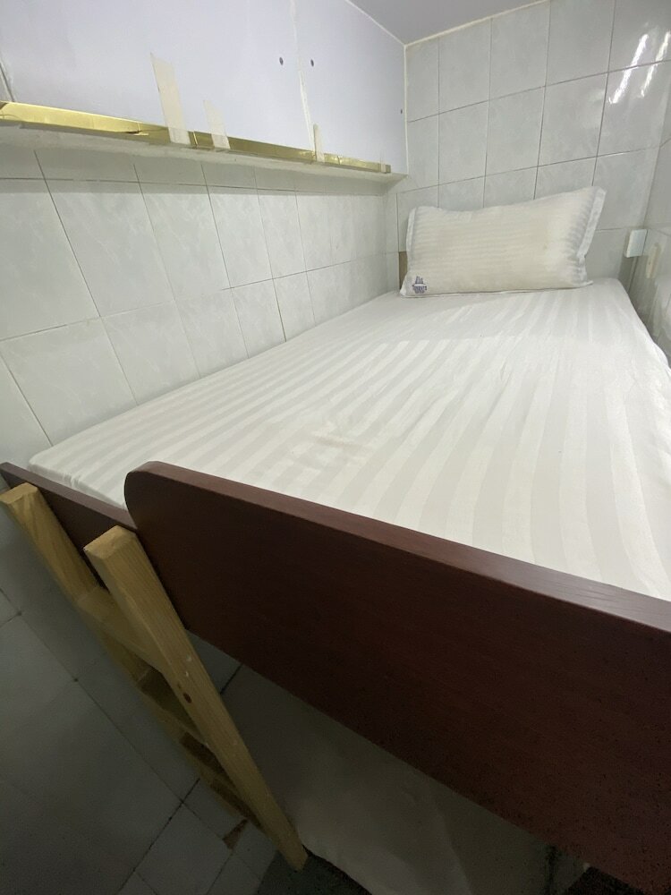 Hotel Merryland Guest House
