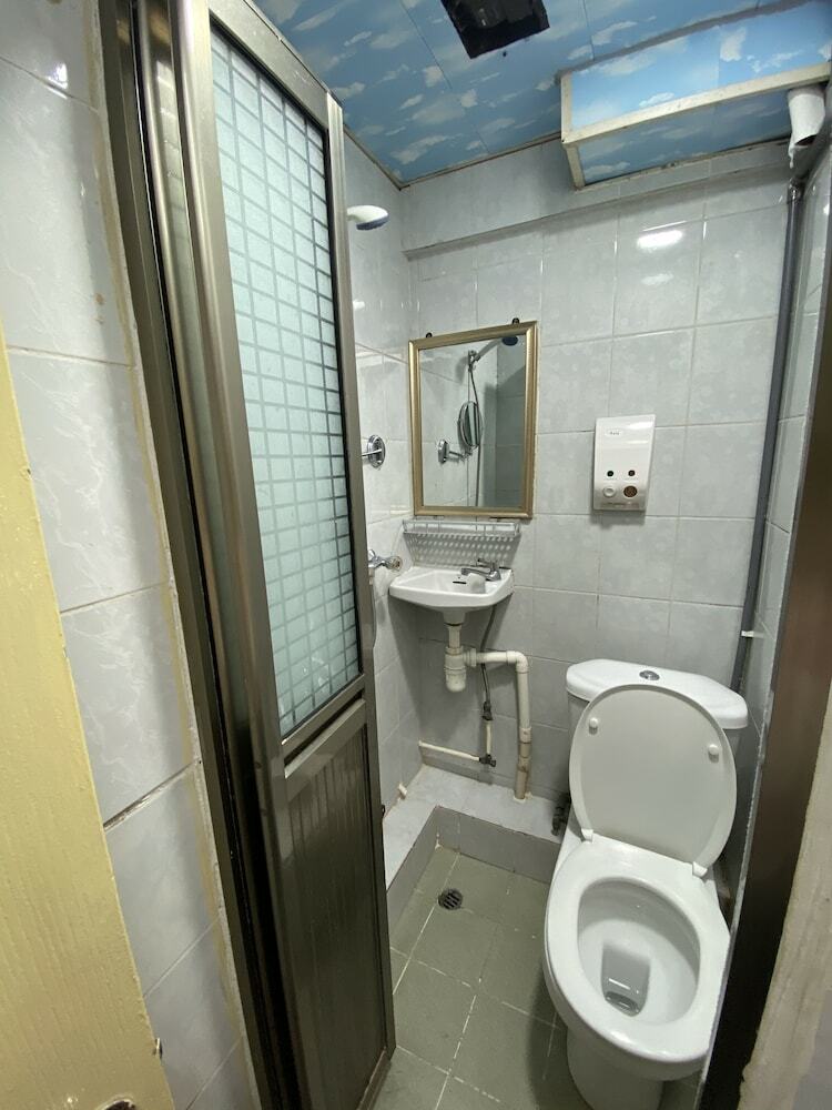 Hotel Merryland Guest House