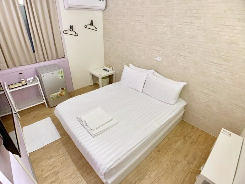 Hotel Sweet Home