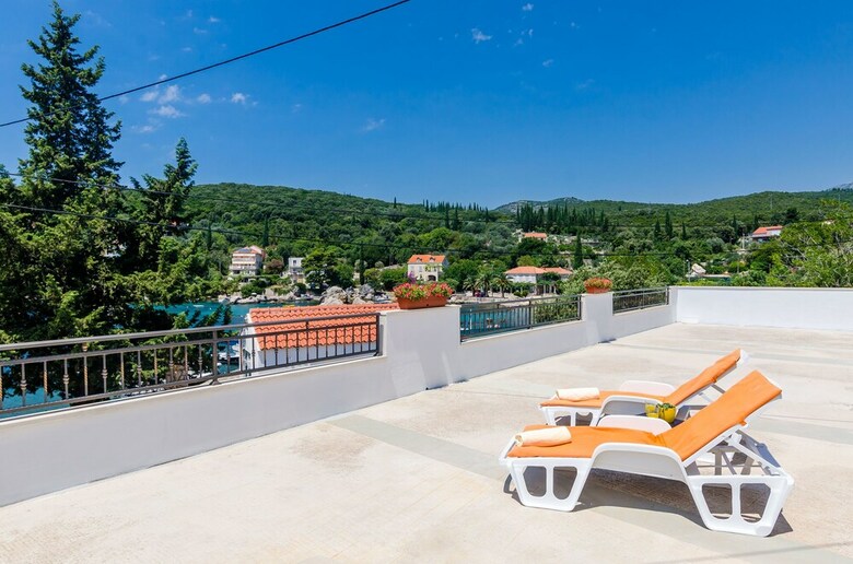 Mata Family Apartments