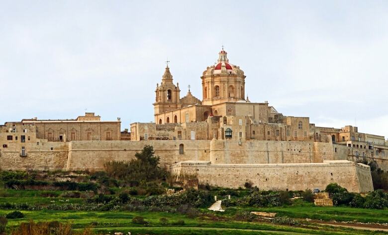 Apartamentos Magical Rooftop Penthouse, Best Location In Sliema!