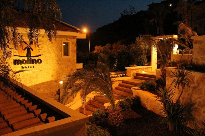 Molino Hotel