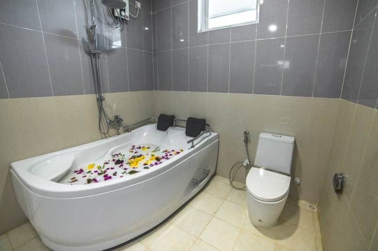 Hotel Green Wing